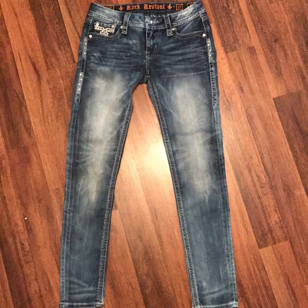 Rock Revival cuffed skinny jeans size 27; inseam 30”